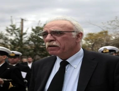 Δ. Βίτσας για Σκοπιανό: «Όφελος για εμάς η επίλυση του θέματος της ονομασίας»